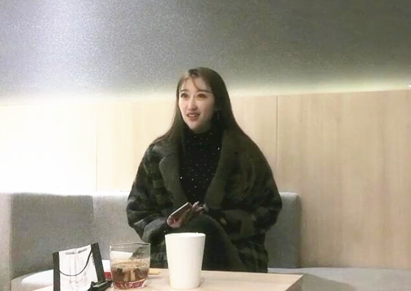 50 00网 约高 端外 围小 姐 姐美 乳长 腿蜂 腰 臀粉 嫩酥 胸温 柔娇 喘